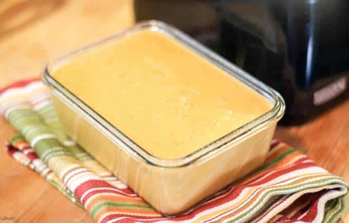 queso paleo cheddar